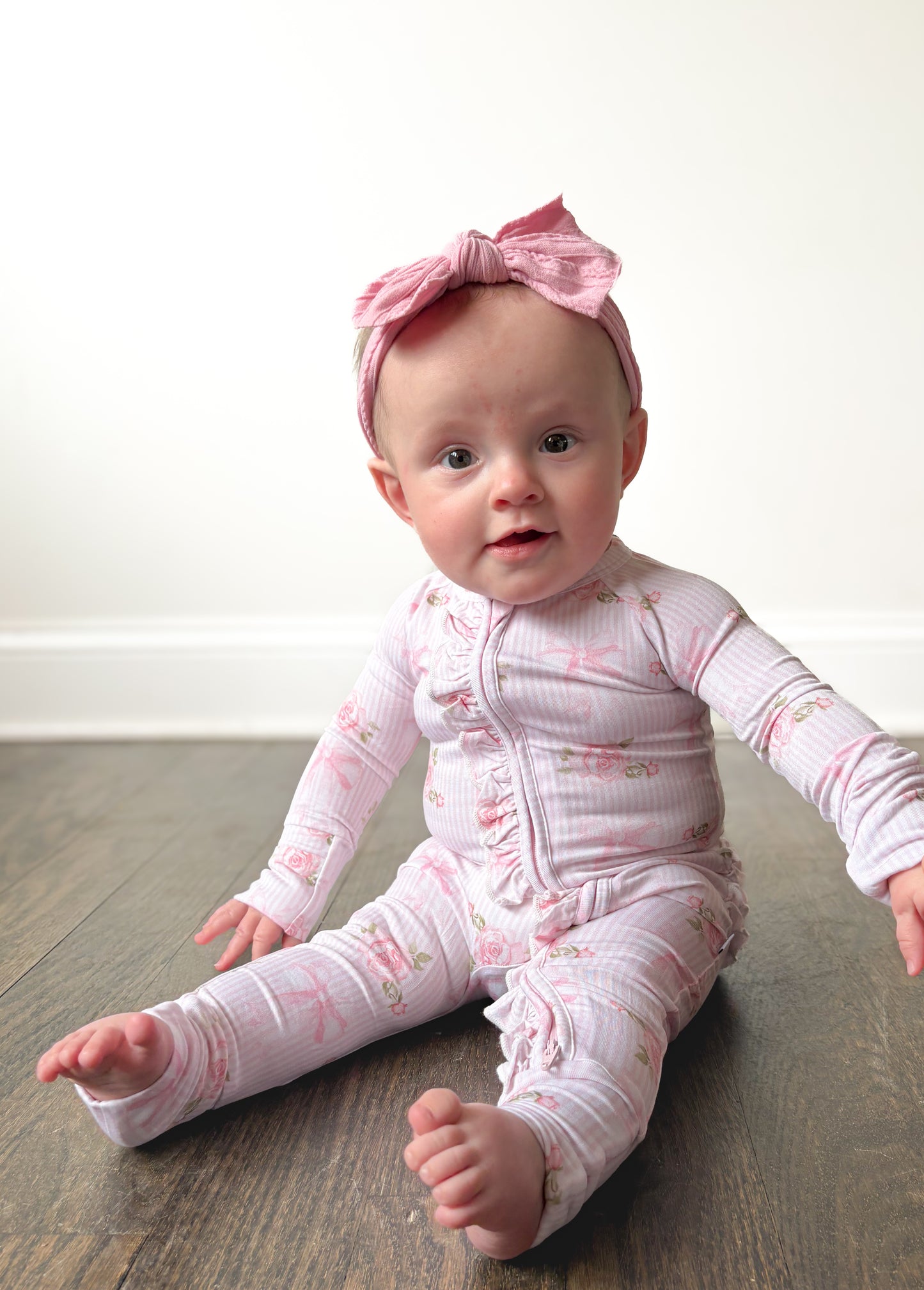 Bloom & Bow Ruffle Zippy